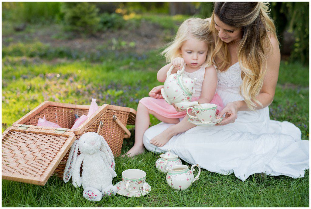 Lyndale Park Rose Gardens by Karen Feder Photography