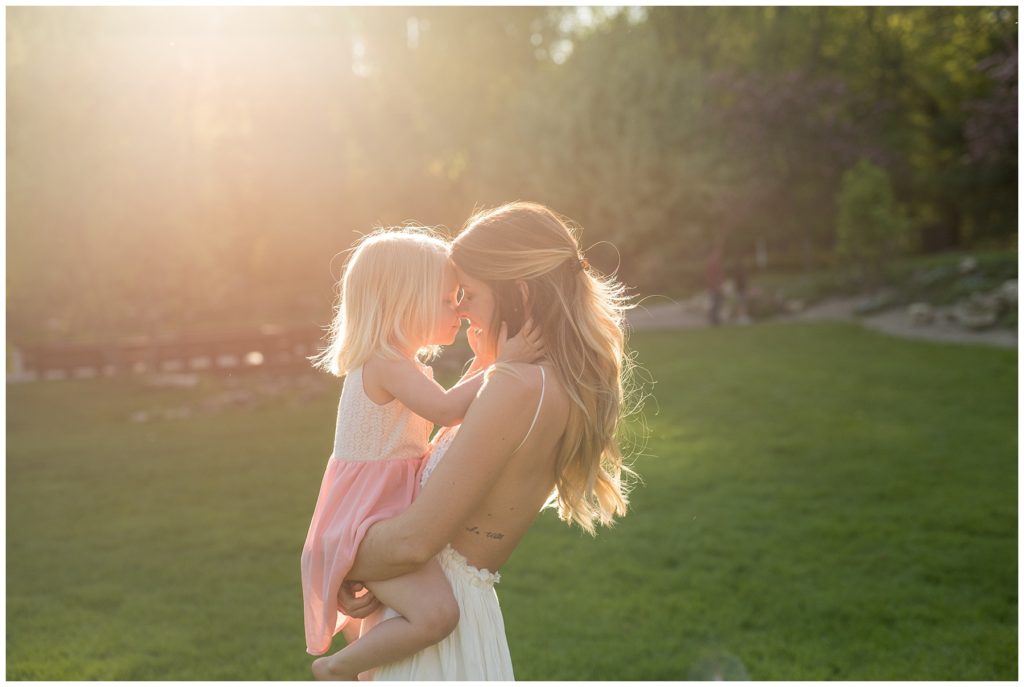 Lyndale Park Rose Gardens by Karen Feder Photography