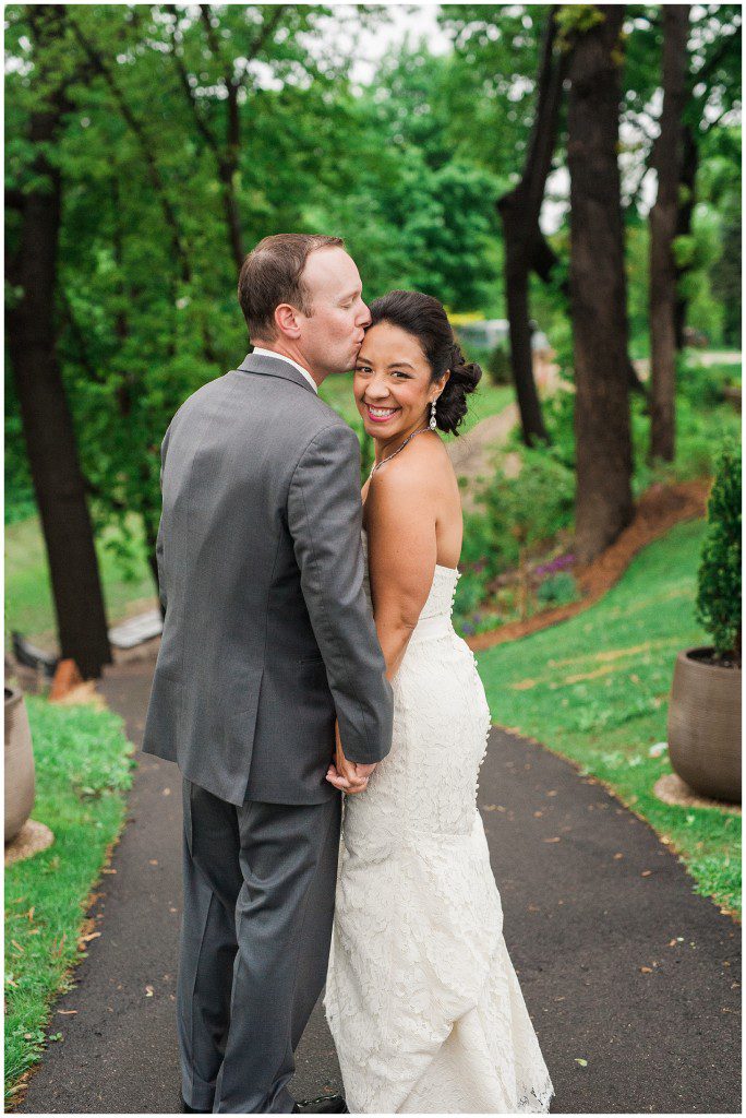 Misissippi Gardens Rainy spring wedding Copyright of Karen Feder Photography 2017 www.karenfederphotography.com