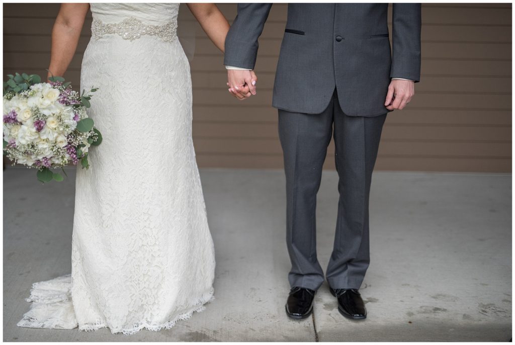 Misissippi Gardens Rainy spring wedding Copyright of Karen Feder Photography 2017 www.karenfederphotography.com