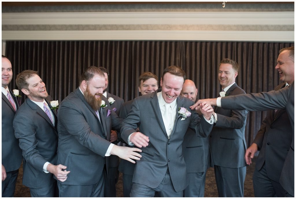 Misissippi Gardens Rainy spring wedding Copyright of Karen Feder Photography 2017 www.karenfederphotography.com