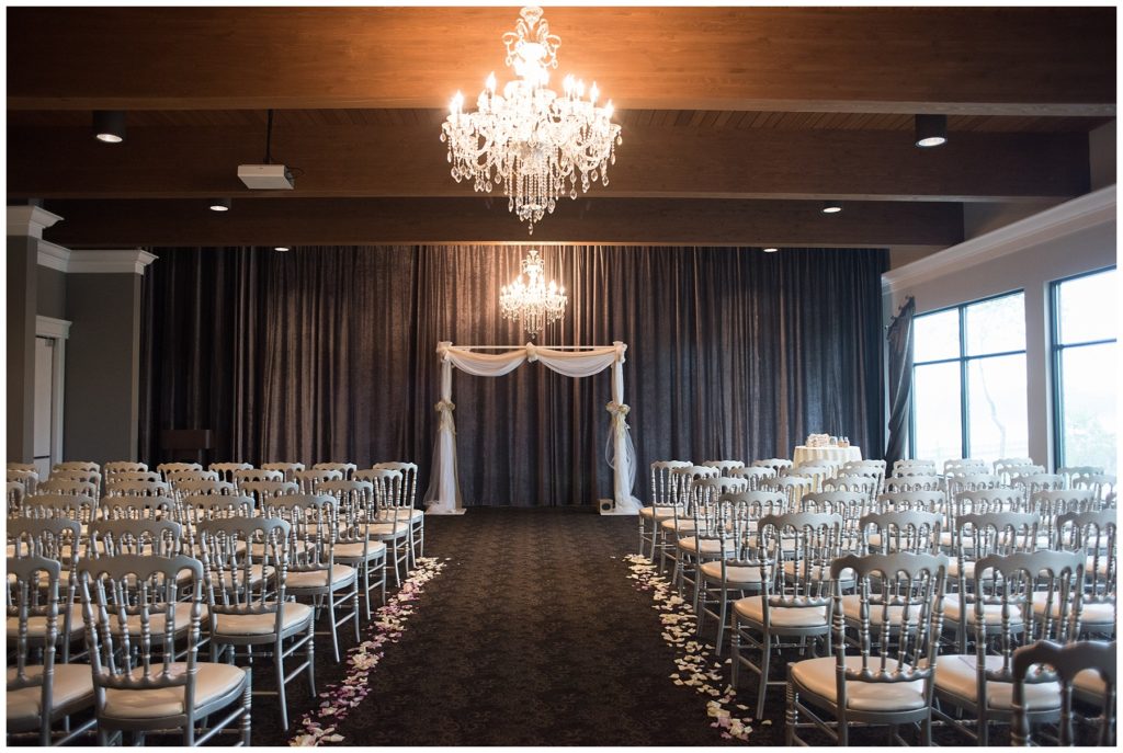 Misissippi Gardens Rainy spring wedding Copyright of Karen Feder Photography 2017 www.karenfederphotography.com