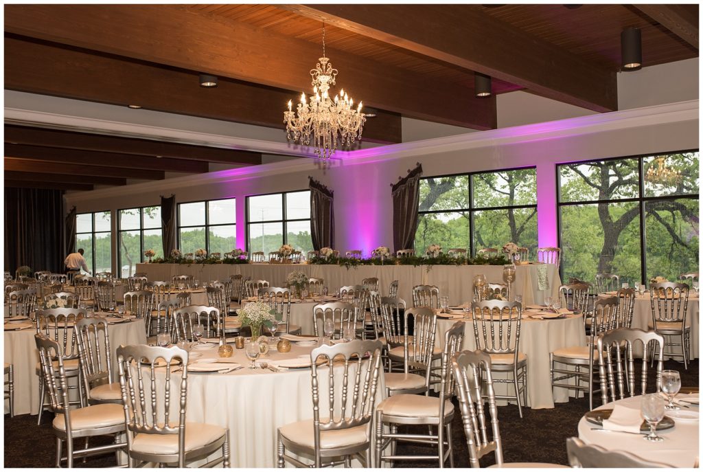 Misissippi Gardens Rainy spring wedding Copyright of Karen Feder Photography 2017 www.karenfederphotography.com