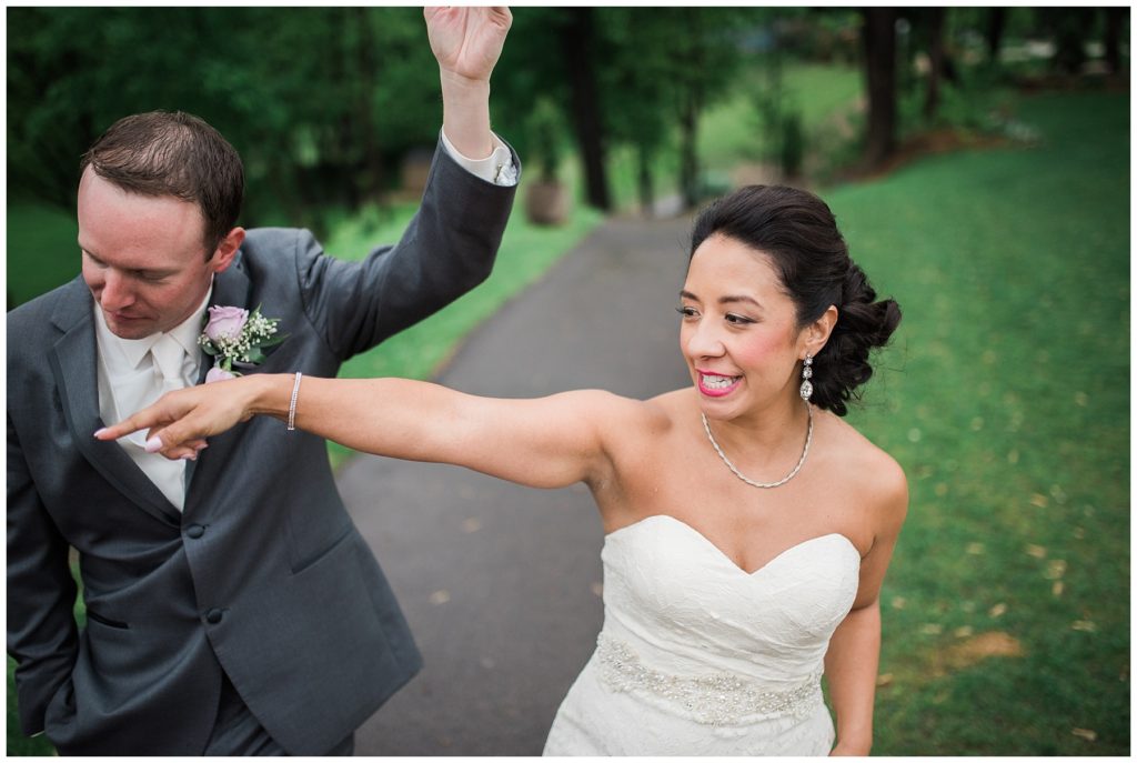 Misissippi Gardens Rainy spring wedding Copyright of Karen Feder Photography 2017 www.karenfederphotography.com