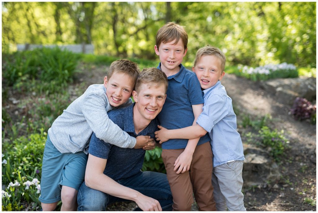 Lyndale park family session by Karen Feder Photography www.karenfederphotography.com