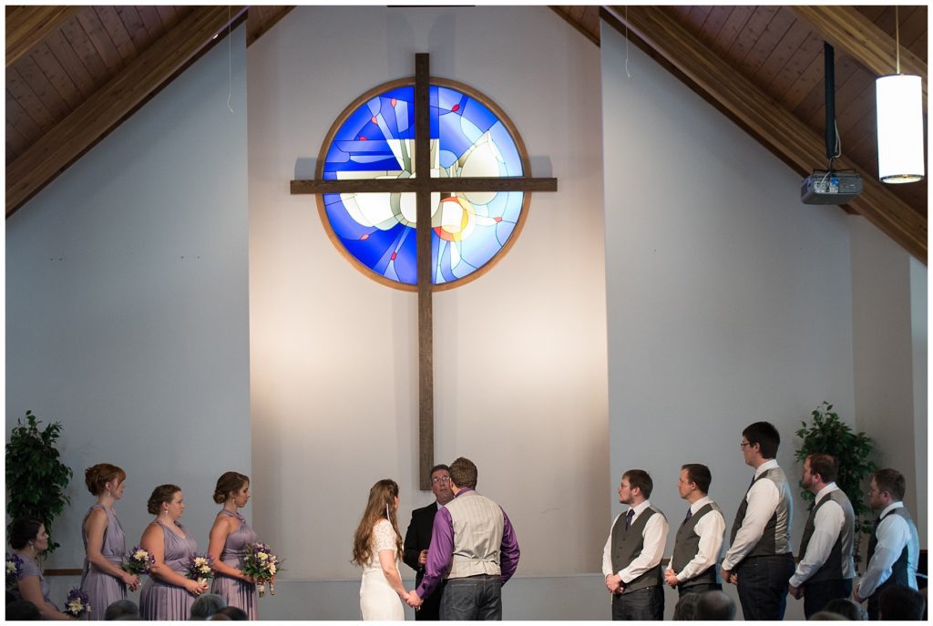 Minnesota lavendar countryside wedding by Karen Feder Photography www.karenfederphotography.com