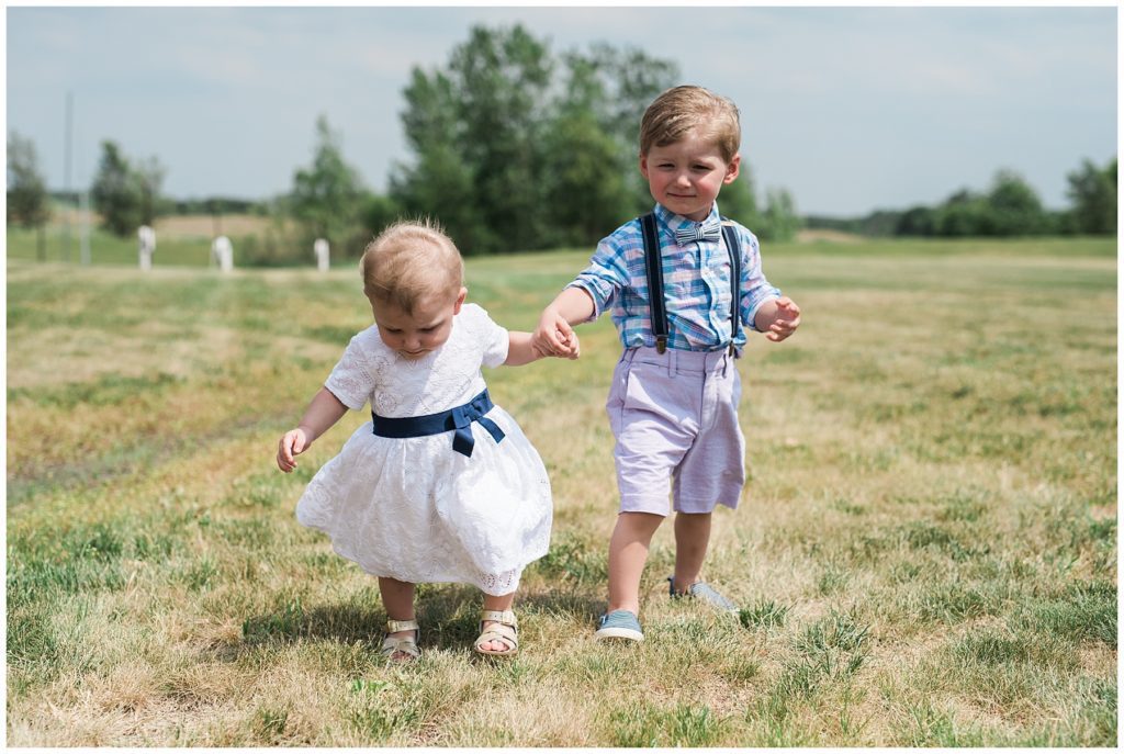 Minnesota lavendar countryside wedding by Karen Feder Photography www.karenfederphotography.com