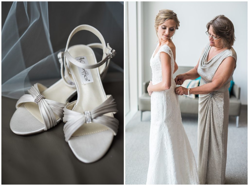 Elegant Pastel Wildflower wedding at Rochester Art Center www.karenfederphotography.com