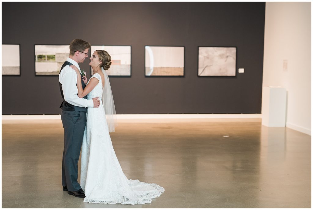 Elegant Pastel Wildflower wedding at Rochester Art Center www.karenfederphotography.com