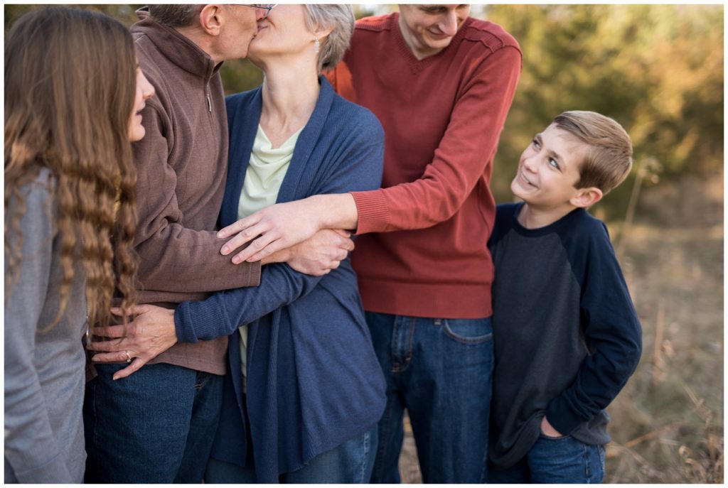 Rogers, Minnesota Family session by Karen Feder Photography www.karenfederphotography.com