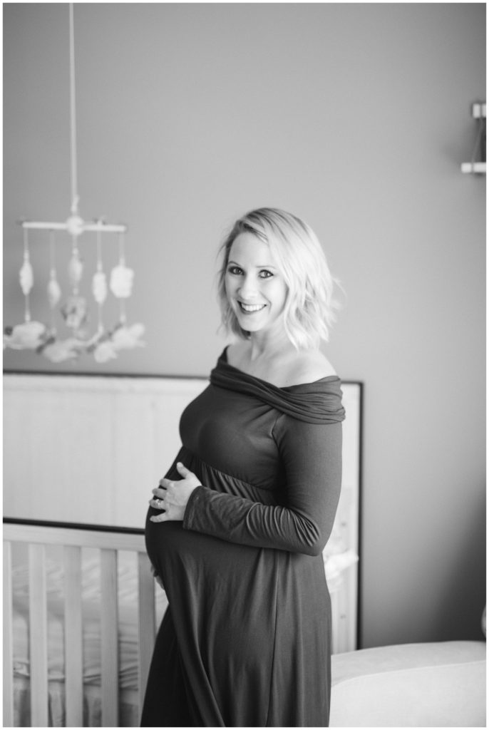 Winter Snow Maternity Session by Karen Feder Photography www.karenfederphotography.com