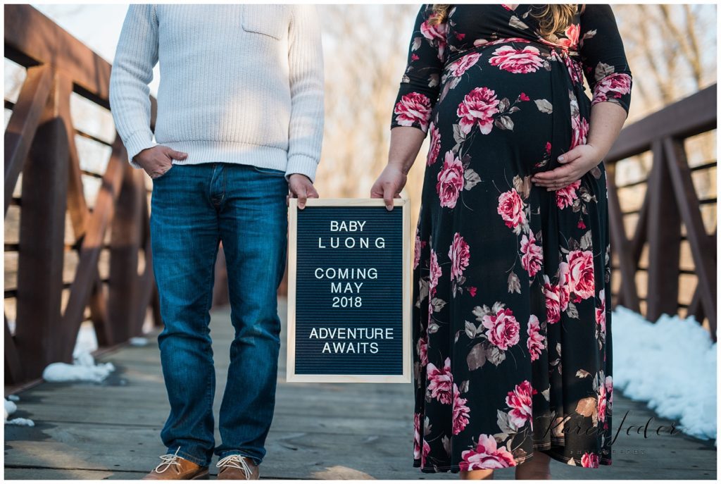 Snow maternity session letter board by Karen Feder Photography www.karenfederphotography.com