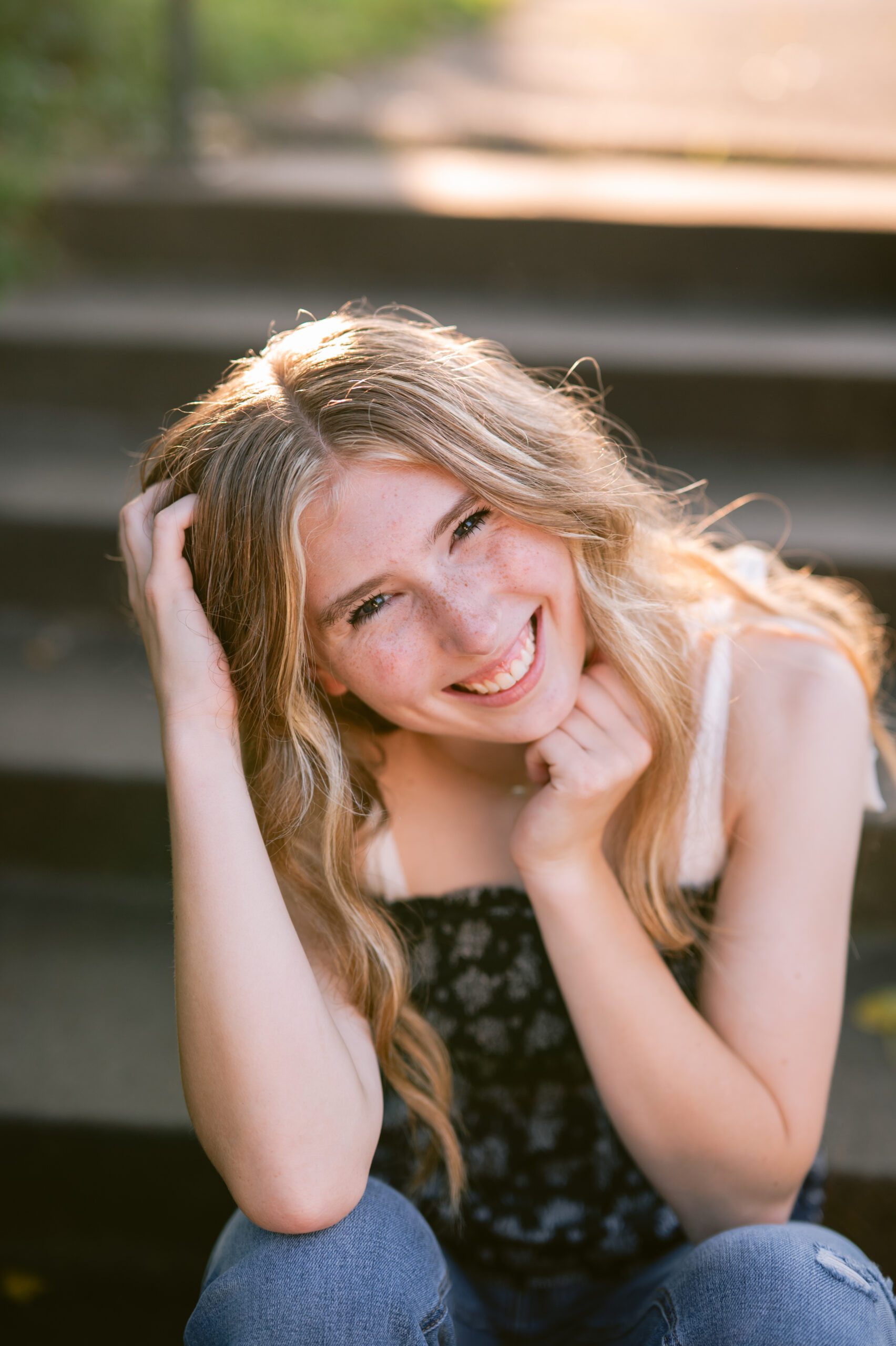 Golden hour senior girl session in Minneapolis